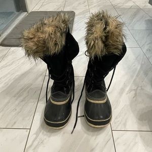 Joan of artic Sorel waterproof boots 7